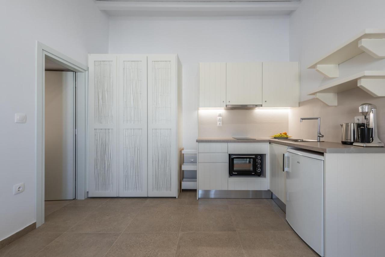 Anemi Suites Adamantas  Buitenkant foto
